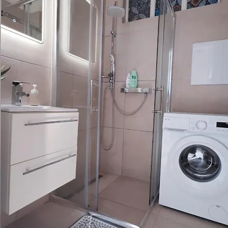 Old Town W Balcony Only 5 Min Danube River Apartman Pozsony
