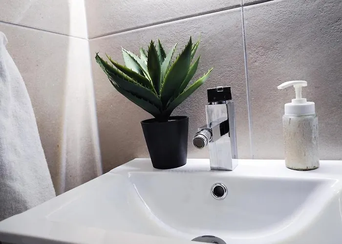 Apartmán Old Town W Balcony Only 5 Min Danube River *