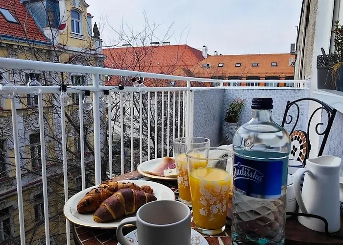 Old Town W Balcony Only 5 Min Danube River * 브라티슬라바