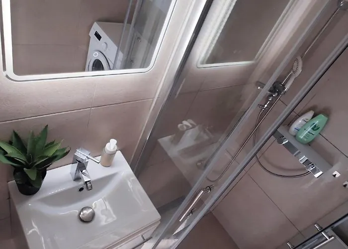 Old Town W Balcony Only 5 Min Danube River * Bratislava