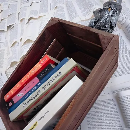 Old Town W Balcony Only 5 Min Danube River براتسيلافا