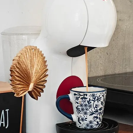 Old Town W Balcony Only 5 Min Danube River براتسيلافا