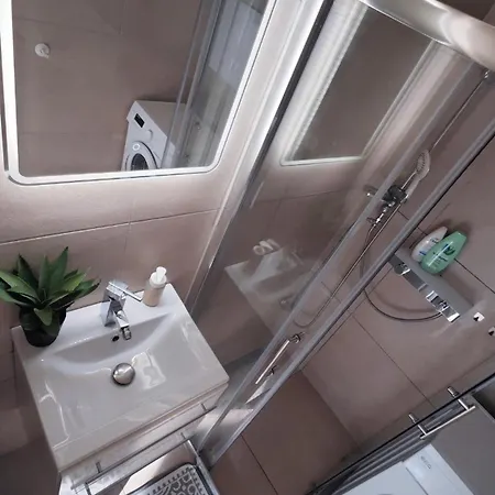 Old Town W Balcony Only 5 Min Danube River * براتسيلافا